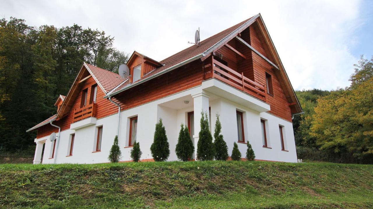 Appartment Kastelo Victoria Zalacsány Exterior foto
